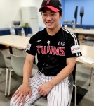 3연투에 출혈까지…온몸 던진 LG 수호신 고우석 