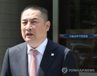 방송금지 가처분 신청 심문기일 출석한 강용석 후보