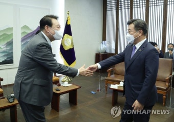 대통령실, 野 영수회담 제안에 