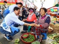 김동연, 이천 관고시장 유세