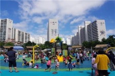 3년 만에 돌아온 여름 일상…통영시 도시공원 물놀이장 개장