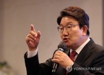강원도당 당선자 대회 참석한 권성동 원내대표