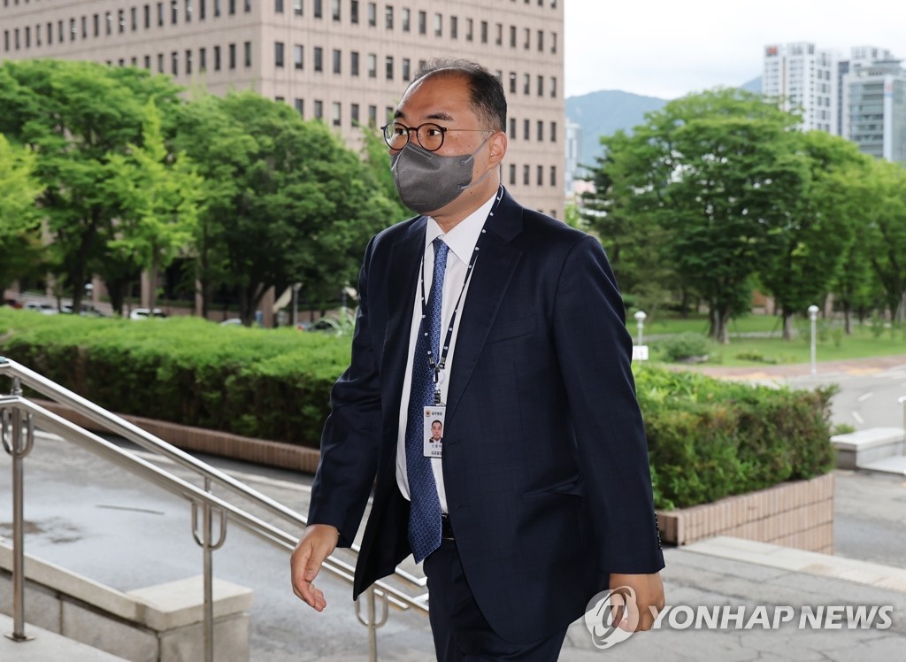 서울남부지검장 신응석, 사의 표명 및 검찰 떠남에 관심 집중