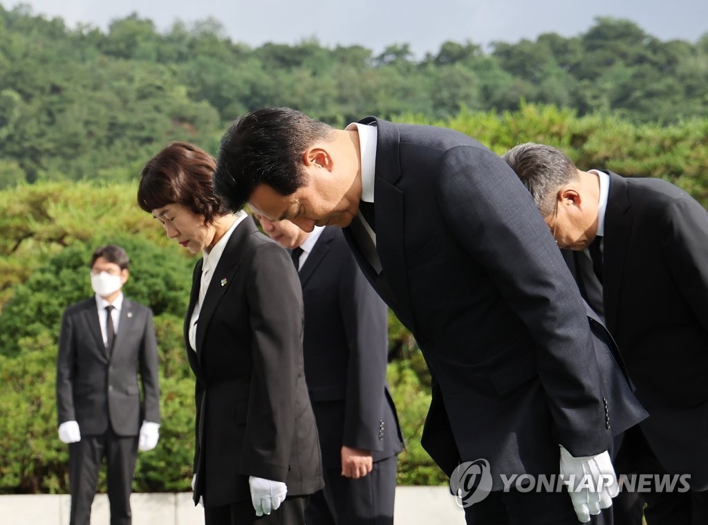 2025년 새해 현충원 참배, 오세훈 서울시장의 애국정신을 확인하며 함께 다짐