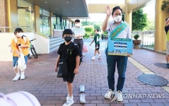 서거석 전북교육감, 초등학생 등교지도