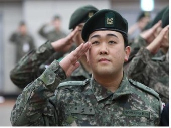 유엔 참전용사 후손들, '목함지뢰' 유공자와 DMZ 방문
