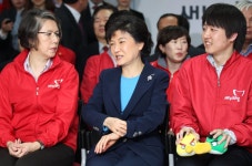 이준석 중징계 주도 이양희는 누구…李가 고른 인권 전문가