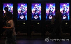 100만 관객 돌파한 토르 4