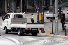 교차로 우회전, 오늘부터 달라집니다