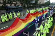 서울도심 무지개 물결