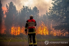 스페인·포르투갈 폭염 사망자 속출에 산불까지…유럽 '비상'(종합)