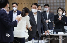 제3차 비상경제민생회의 참석한 윤석열 대통령