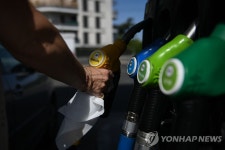 상점 문 열고 냉난방 금지 프랑스 에너지 절약 나섰다