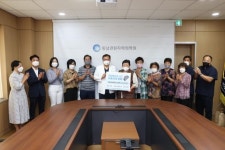 부산 기장 해녀에게 특별한 다이버 시계 선물