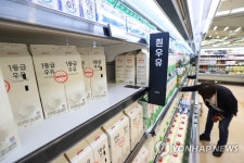 장바구니 물가 부담…가격낮춘 대형마트 PB상품 찾는다