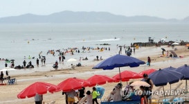 대천해수욕장 올들어 최대 인파
