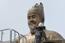 개장 앞두고 용안 구석구석 청소