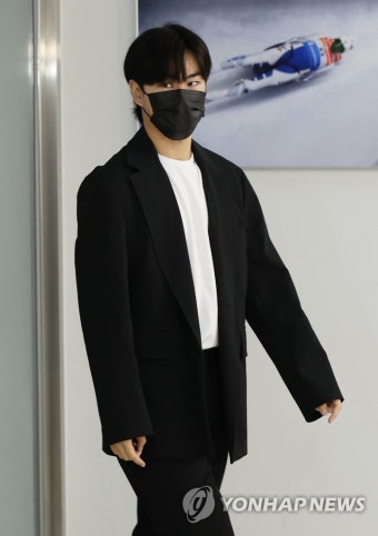 '음주운전 사고' 징계위 출석하는 김민석