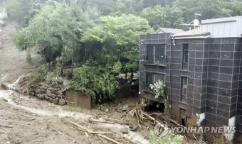 [중부 집중호우] 폭우에 경기 광주서 2명 사망·2명 실종