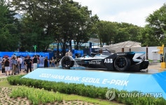경주차 Gen2 모형 전시