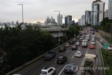강변북로 퇴근길 정체