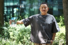 베스트셀러 불편한 편의점 김호연 작가