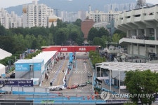 포뮬러E 트랙으로 변신한 잠실종합운동장
