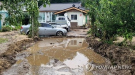 강릉 장덕리 폭우로 물난리 난 주택