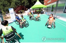 초등생들의 보치아 체험