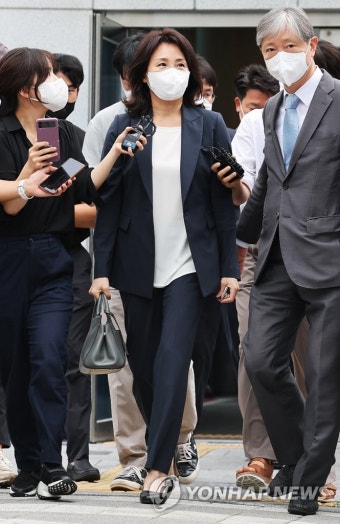 김혜경 '법인카드 의혹' 사건 피의자 신분 경찰 출석