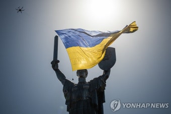 팽팽한 긴장속 우크라 독립기념일…항전의지·서방결속 재확인