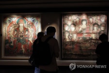 고려 불교문화의 꽃…봉정사·보광사 목조관음보살좌상 나란히