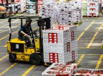 이른 추석 앞두고 분주한 청과 도매시장