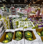 추석 대목 앞두고 과일로 가득한 청과 도매시장