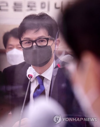 답변하는 한동훈 장관