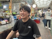 대구 방촌시장 찾은 이준석 전 대표