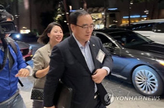 한일·한미 안보실장 회담 참석한 김성한 국가안보실장