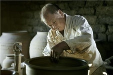 [충북 장인열전] 생명 간직한 그릇 만든다…구순의 박재환 옹기장