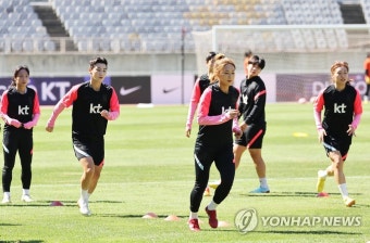 자메이카전 앞두고 훈련하는 여자축구 대표팀