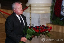 우크라이나전쟁 한복판에서…주러미국대사 은퇴 후 귀임