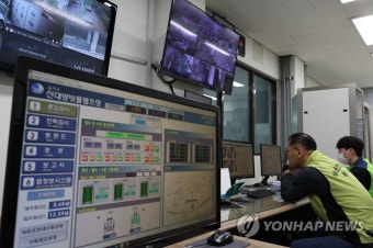 힌남노 대비 비상근무 들어간 빗물펌프장 상황실