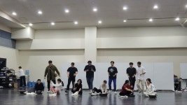 대중가요로 느끼는 민초들의 100년사…뮤지컬 백만송이의 사랑