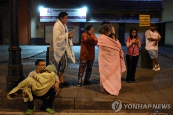 멕시코 서부서 사흘만에 또 6.7 강진…최소 1명 사망(종합)