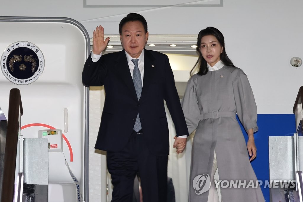 한국 대통령 윤석열, 필리핀 방문으로 동남아 3개국 순방 시작