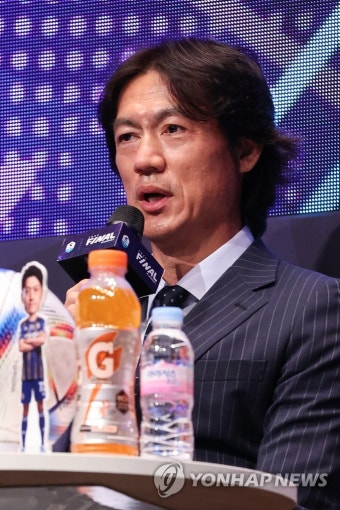포부 밝히는 홍명보 감독