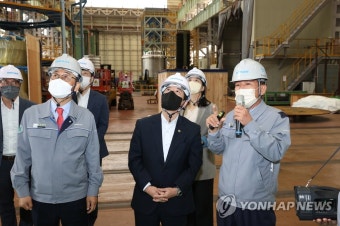 두산에너빌리티 방문한 최상대 차관