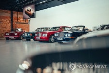벤틀리모터스, 전시관 헤리티지 개러지 오픈