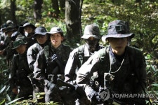 3년 만에 산악 기동훈련…백두대간 누비는 장병들