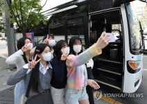 6만 수학여행단 몰리는 제주, 전세버스 기사 인력난