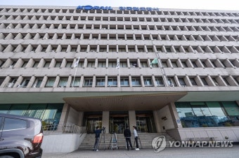 노동부, 안전 경고등 켜진 코레일 압수수색